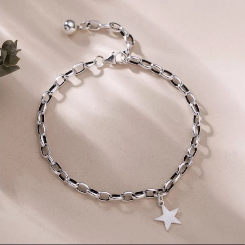 NEW 925 STERLING SILVER STAR BRACELET - Picture 2 of 8